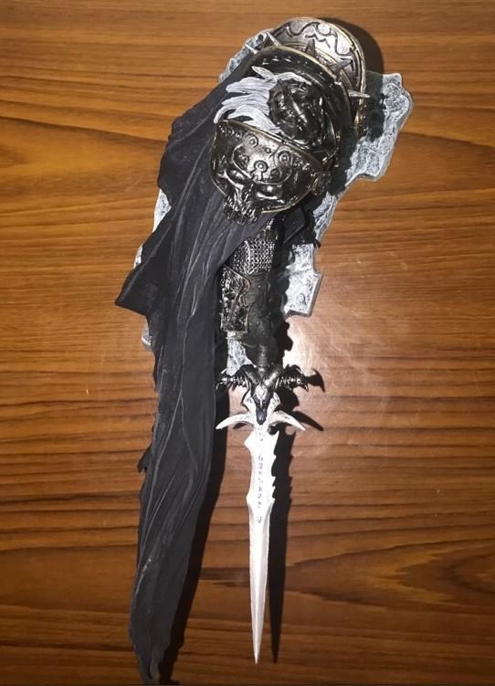 【魔獸世界DC公仔開箱】收藏7 巫妖王-阿薩斯 米奈希爾