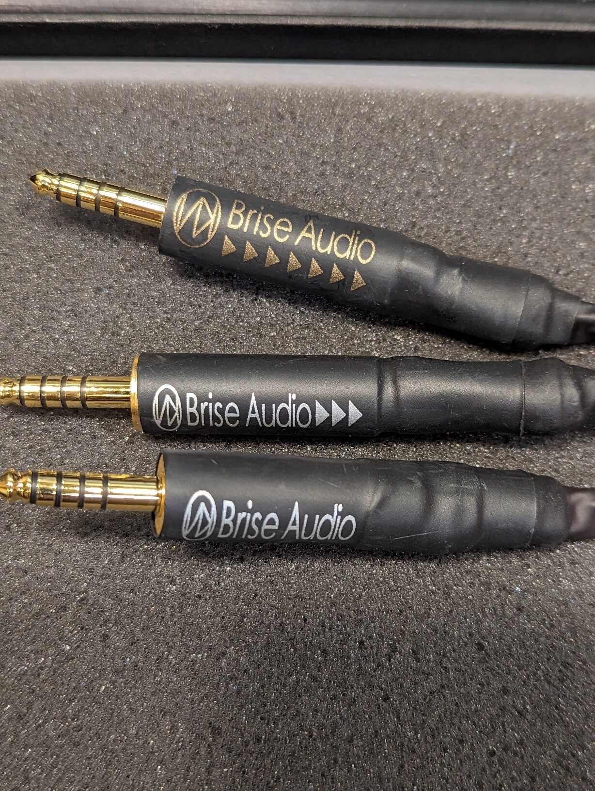 情報】Brise Audio SHIROGANE 白銀8wire 微開箱暨三種8wire Ultimate