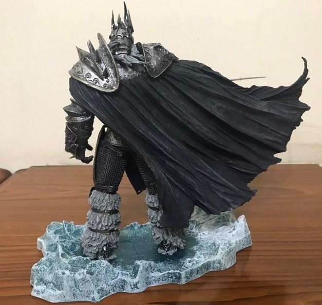 【魔獸世界DC公仔開箱】收藏7 巫妖王-阿薩斯 米奈希爾