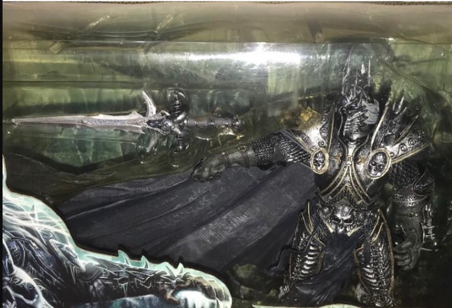 【魔獸世界DC公仔開箱】收藏7 巫妖王-阿薩斯 米奈希爾