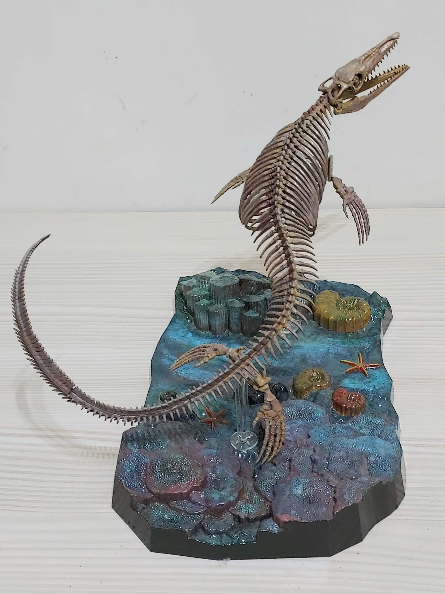 【作品分享】酋長漆噴塗第二十四彈 萬代 Bandai 幻想骨骼 1／32 滄龍 Mosasaurus @模型技術與資訊 哈啦板 - 巴哈姆特