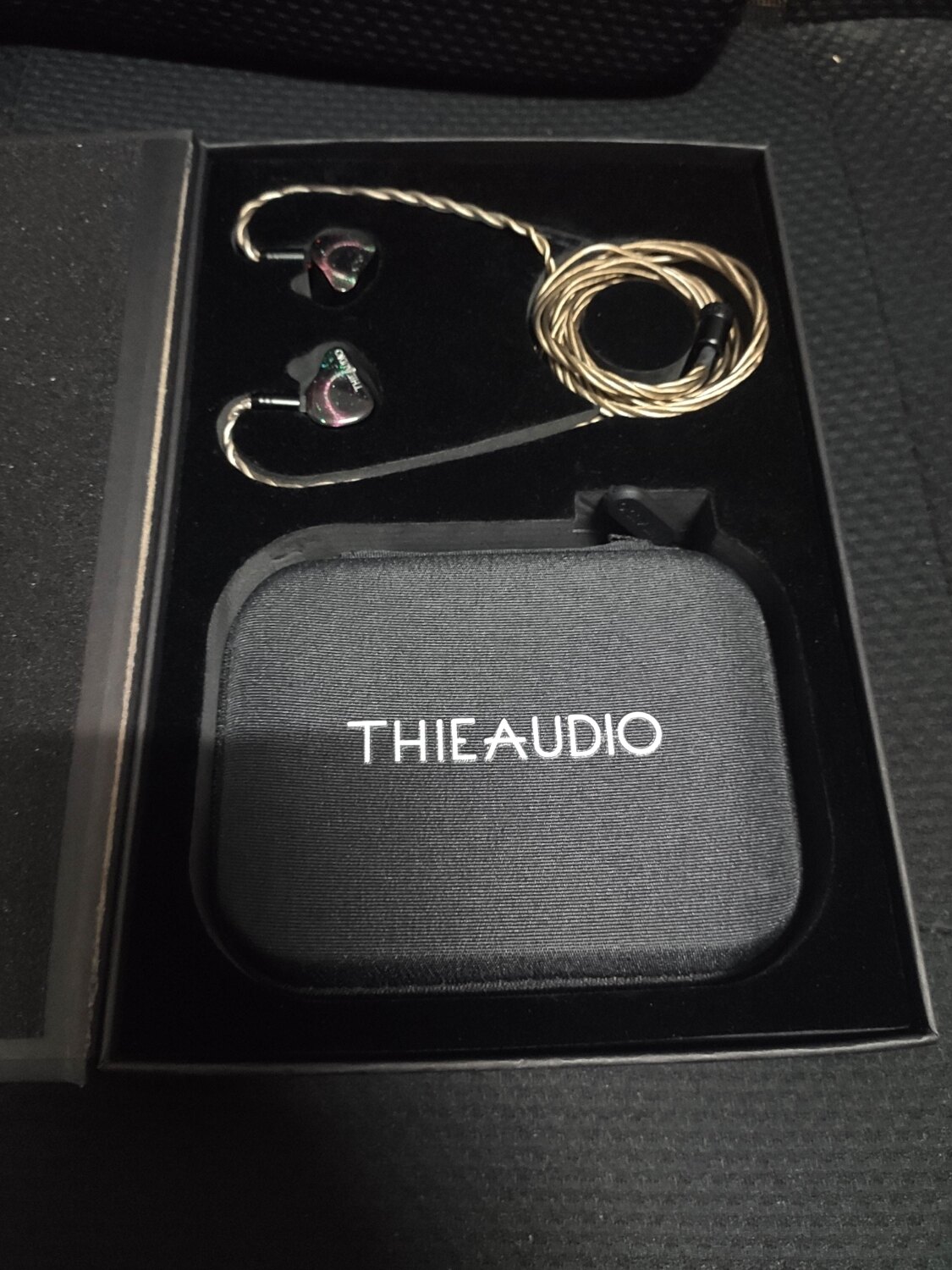 心得】榮譽重現— thieaudio Prestige LTD (開箱+微心得） @影音視聽