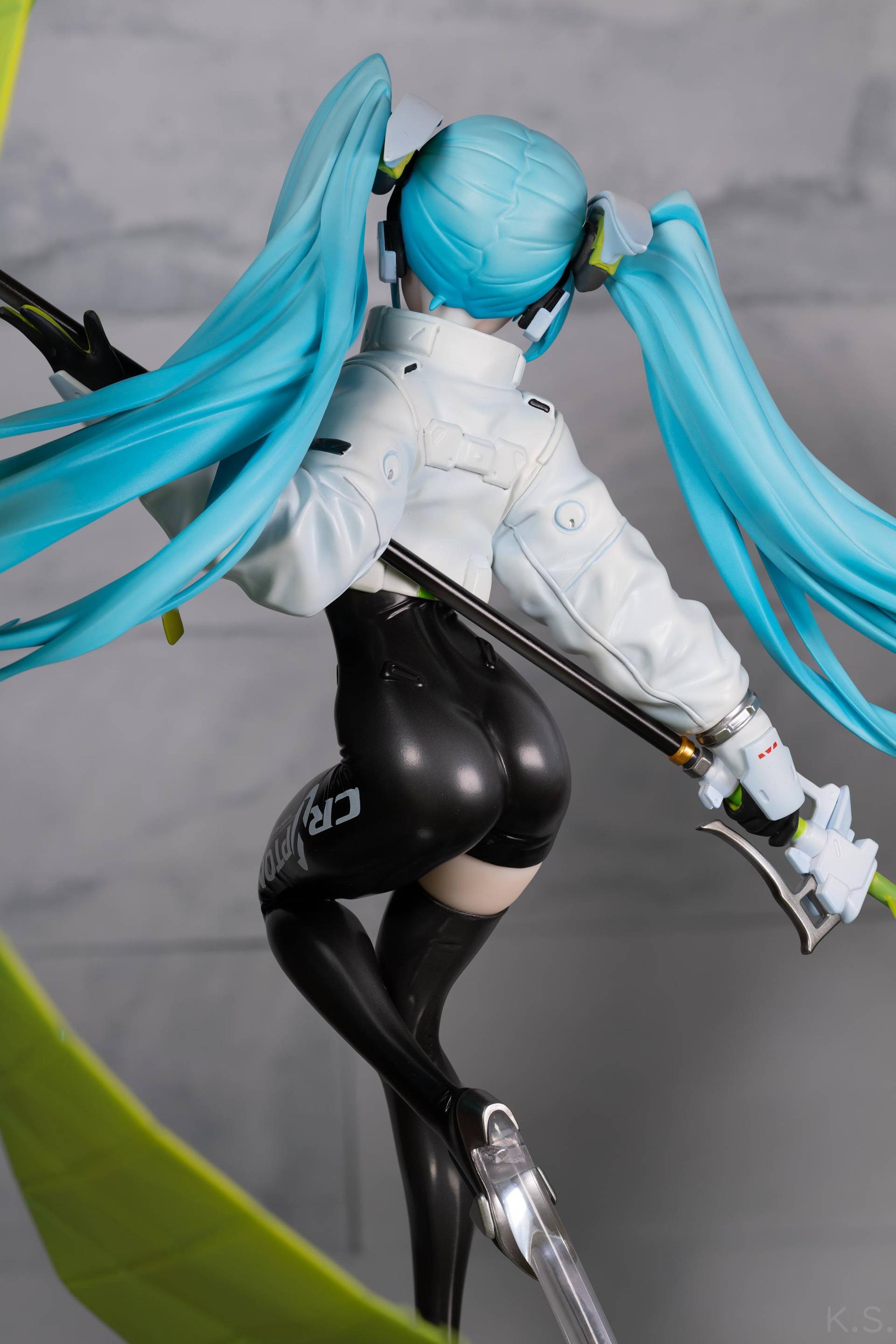 【心得】簡易開箱 RACING MIKU 2022Ver. @綜合公仔玩具討論區 哈啦板 - 巴哈姆特