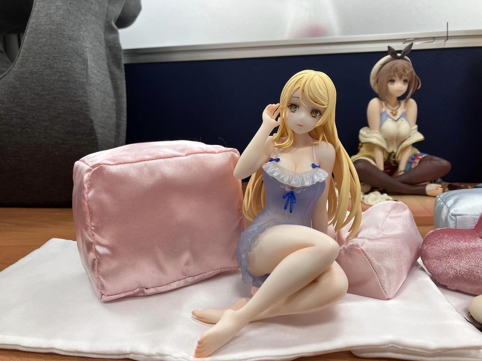 閒聊】2個我全都要!!! Wonderful Works ライザ& クラウディア