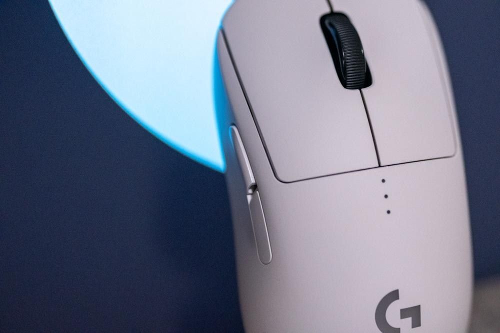 【心得】Logitech G Pro 2 Lightspeed 無線滑鼠開箱心得 @電腦應用綜合討論 哈啦板 - 巴哈姆特