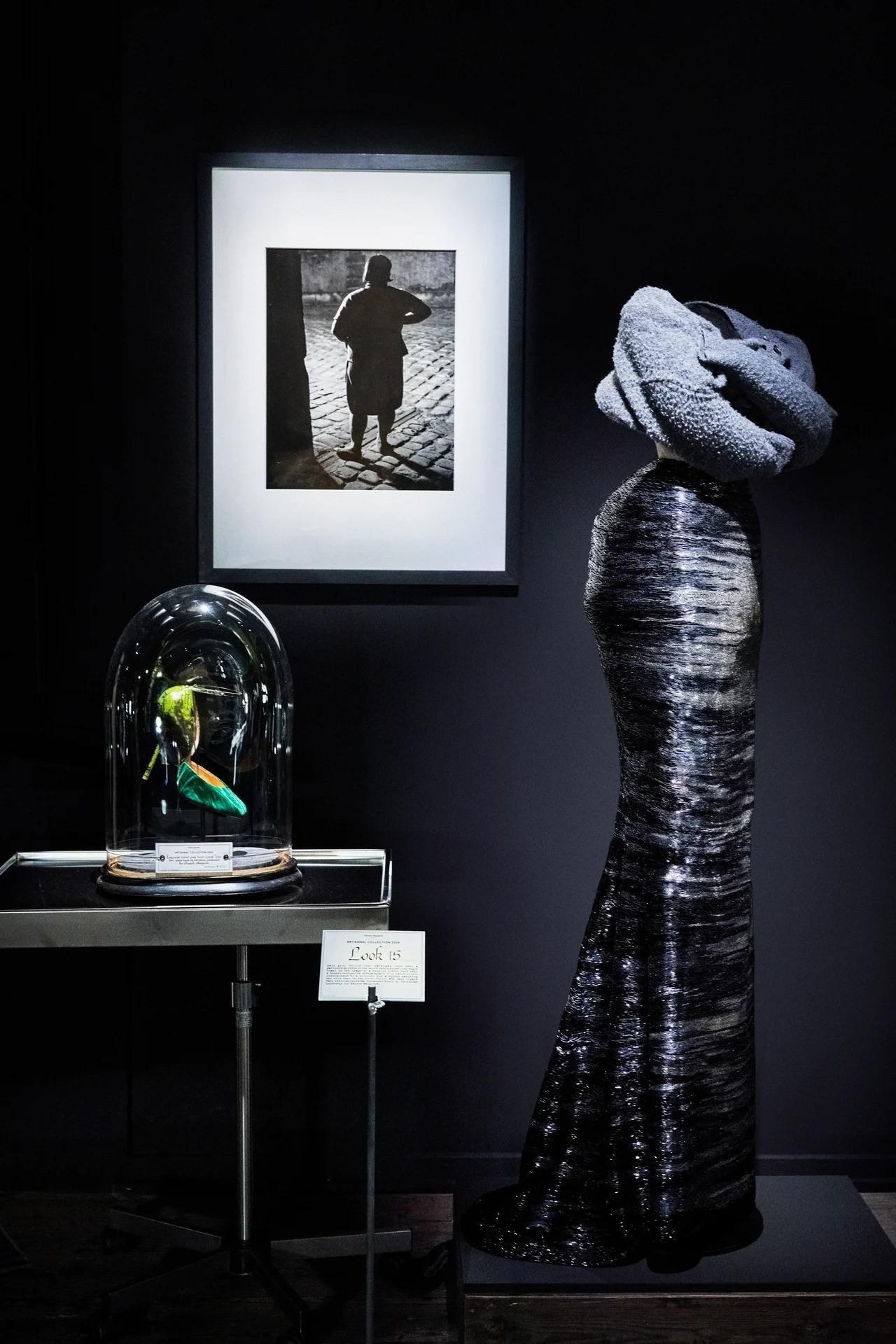メゾン マルジェラ 久保帯人 限定品 Maison Margiela メゾン マルジェラ】だまし絵のような世界に没入。DSMGで開催中