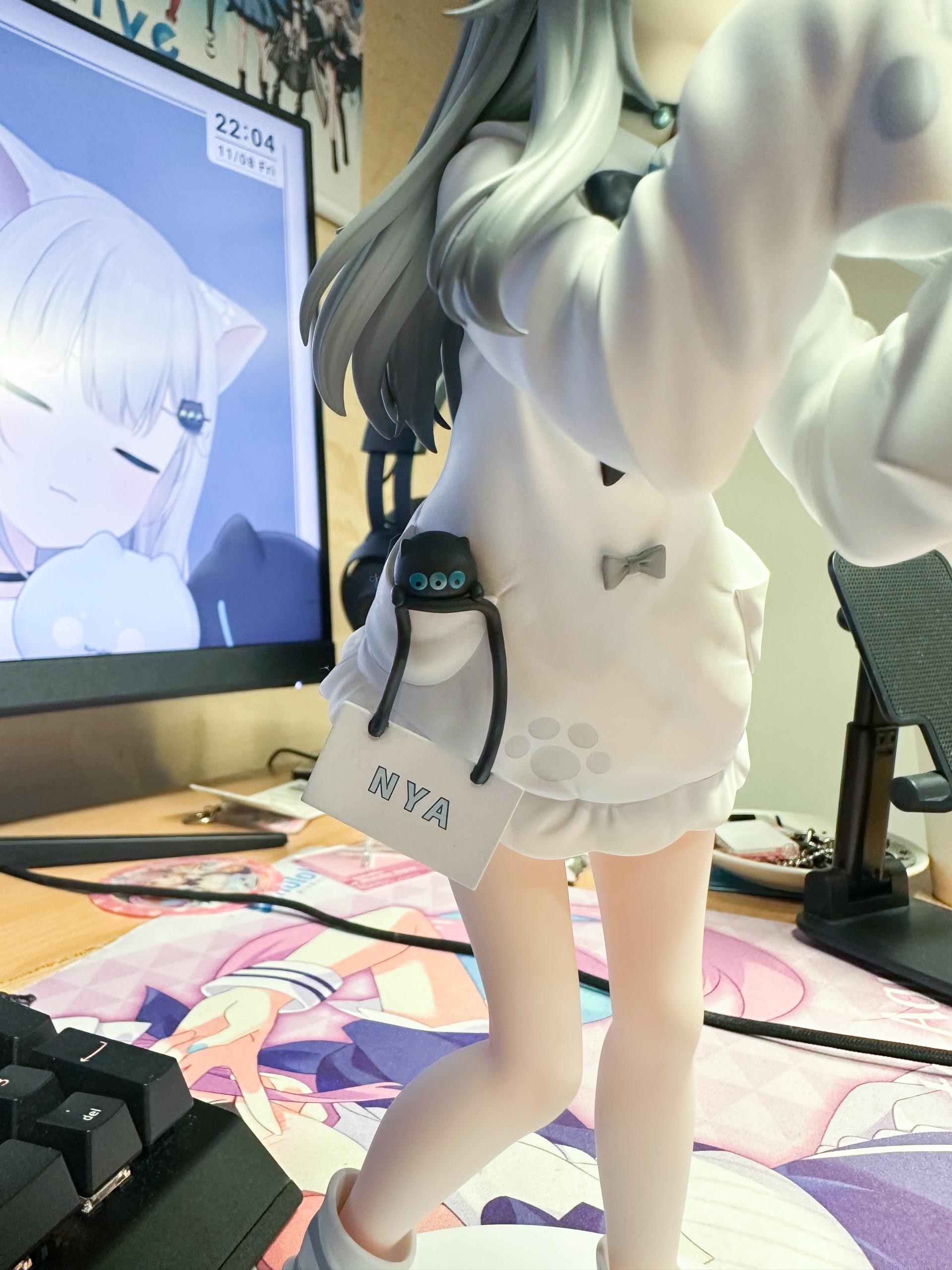 心得】【心得】【開箱】 不專業開箱F:NEX 甘城なつき插畫Vtuber
