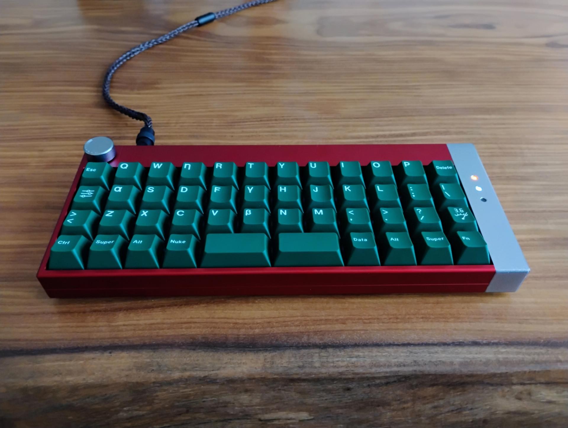 【心得】TPS 40 Red Limited Edition ~ Planck Layout 鍵盤分享 @電腦應用綜合討論 哈啦板 - 巴哈姆特