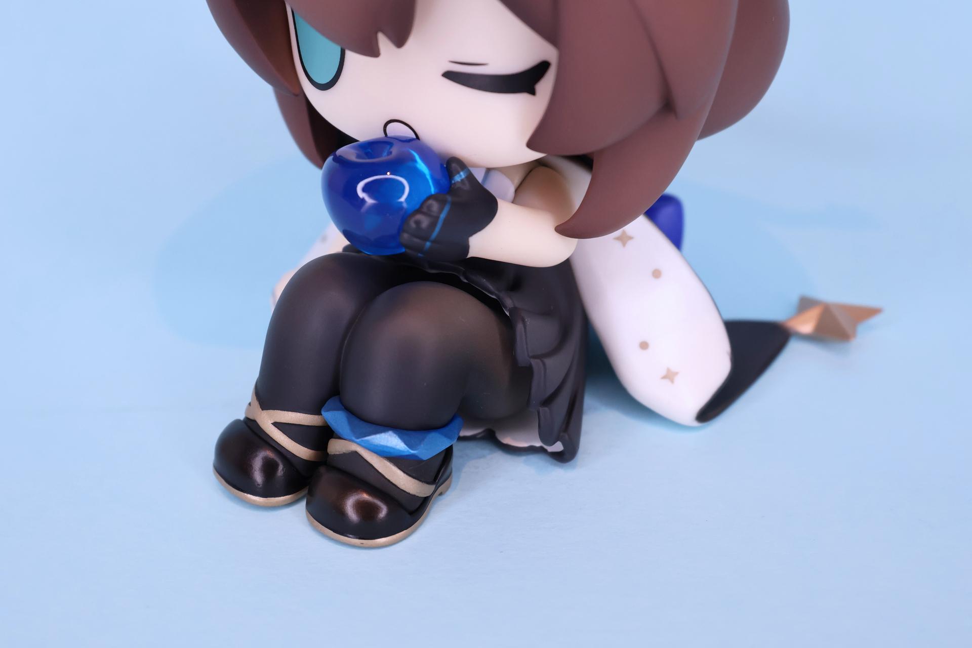 心得】(開箱)明日方舟: MINI系列Q版模型阿米婭(寰宇獨奏VER.) @綜合