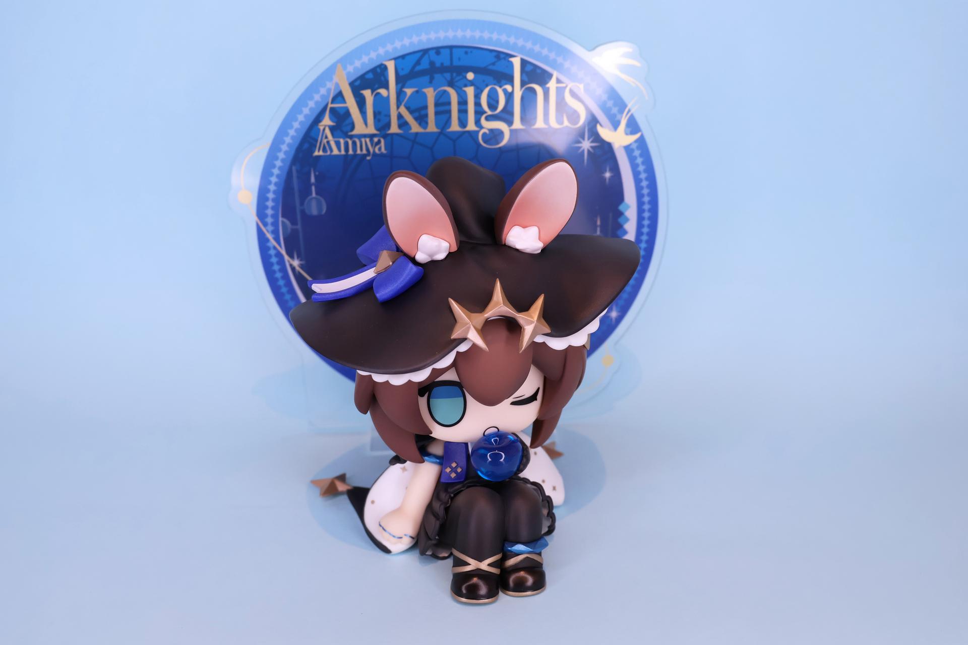 開箱)明日方舟: MINI系列Q版模型阿米婭(寰宇獨奏VER.) - vicpetsshu的