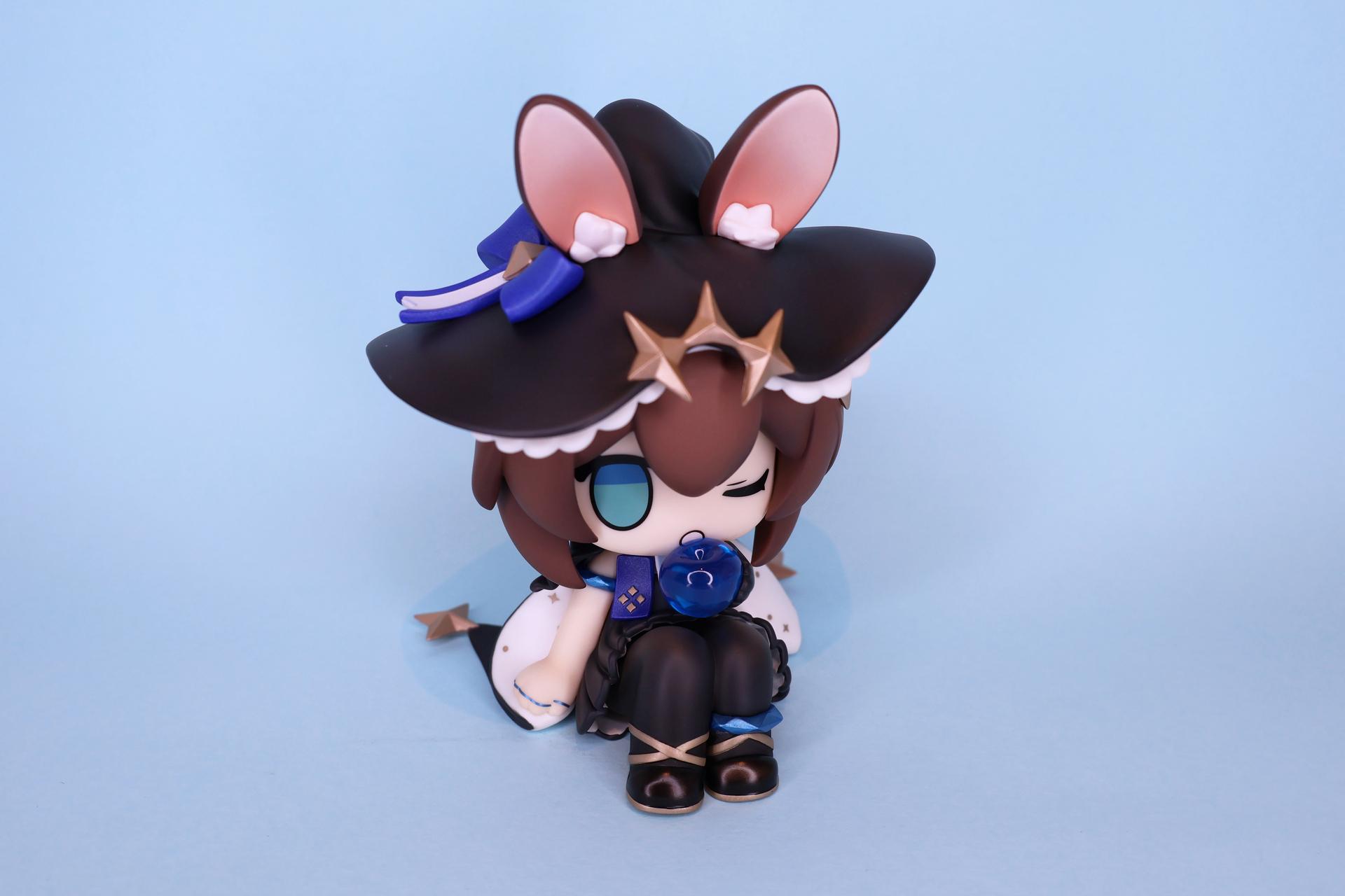 開箱)明日方舟: MINI系列Q版模型阿米婭(寰宇獨奏VER.) - vicpetsshu的