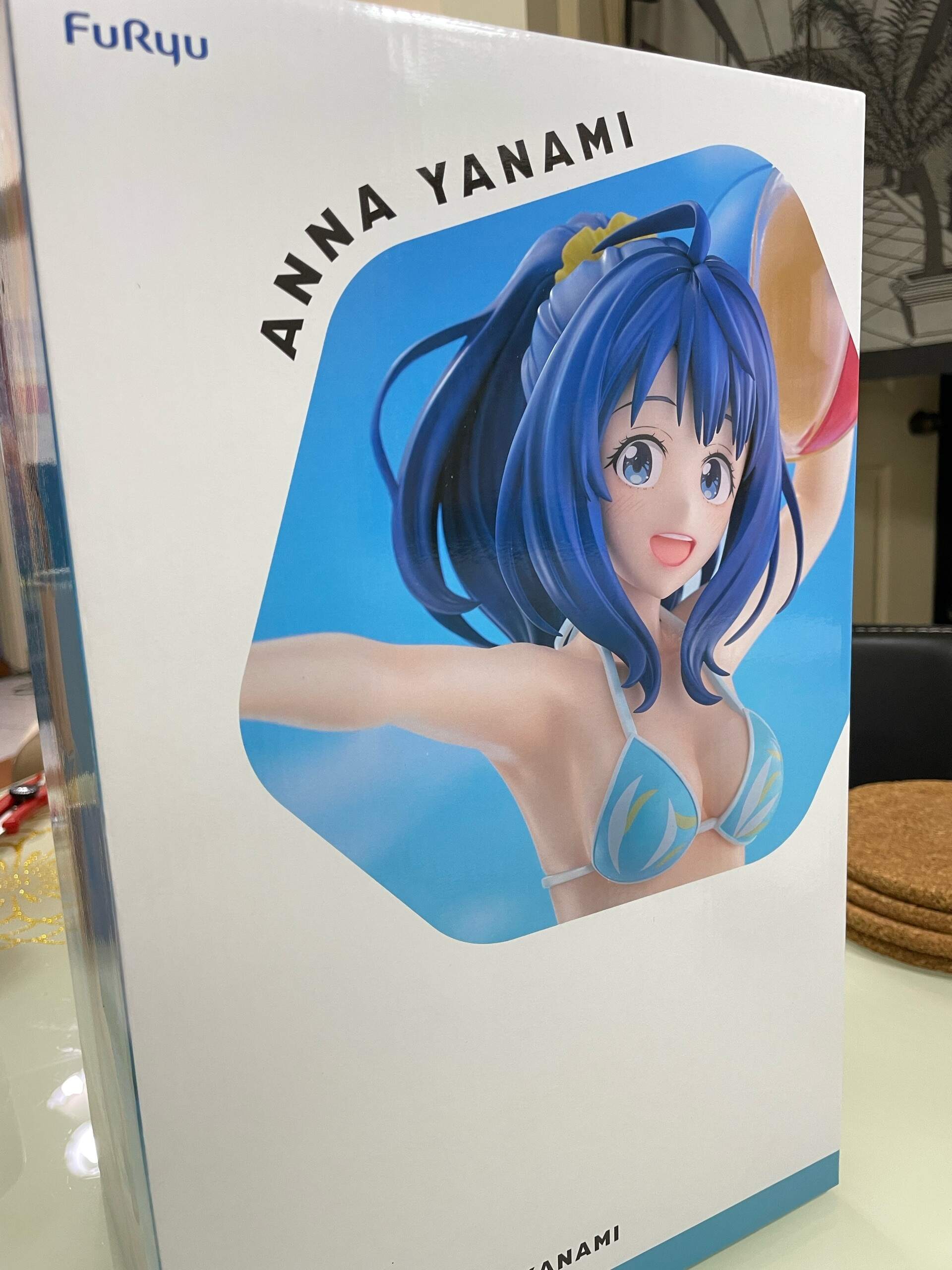 八奈見杏菜 miku 負けヒロインが多すぎる！』より、水着姿の「八奈見杏菜」が約