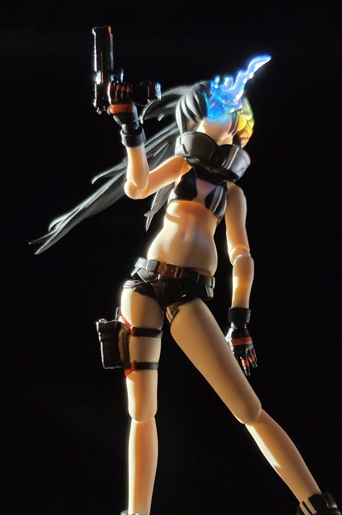 心得】火力就是正義！！ ～ figma 576 黑岩射手empress ( 拍照分享 