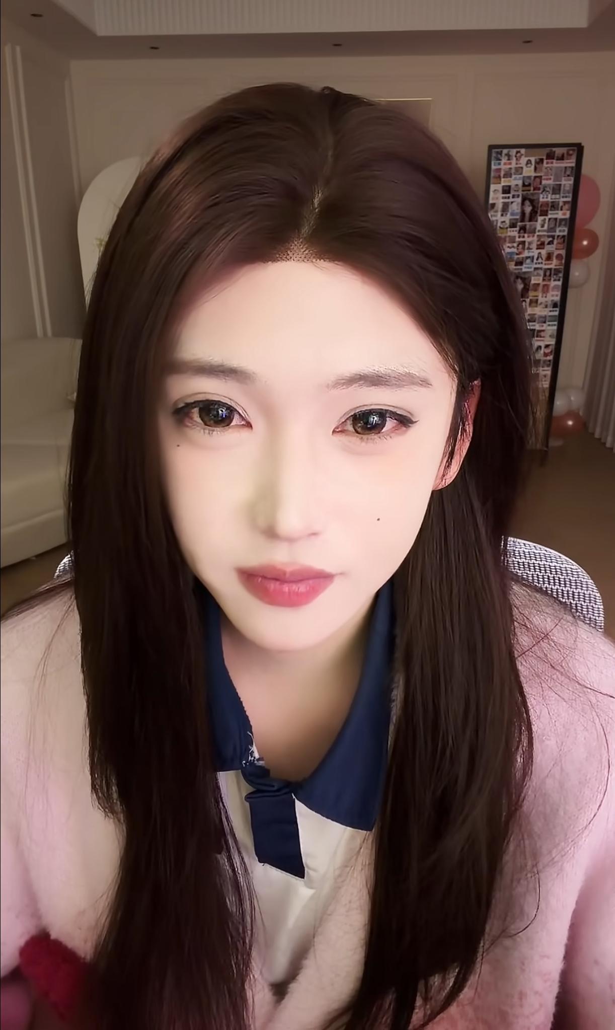 【開心元元】20251210 學生妹 - ll19901011的創作 - 巴哈姆特
