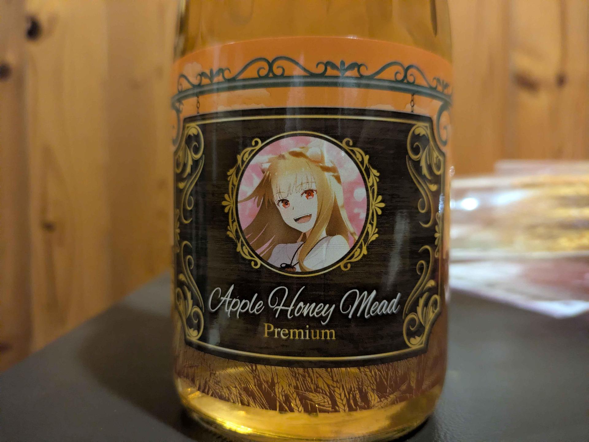心得】天鷹酒造「赫蘿的Apple Honey Mead Premium」簡易開箱@狼與辛