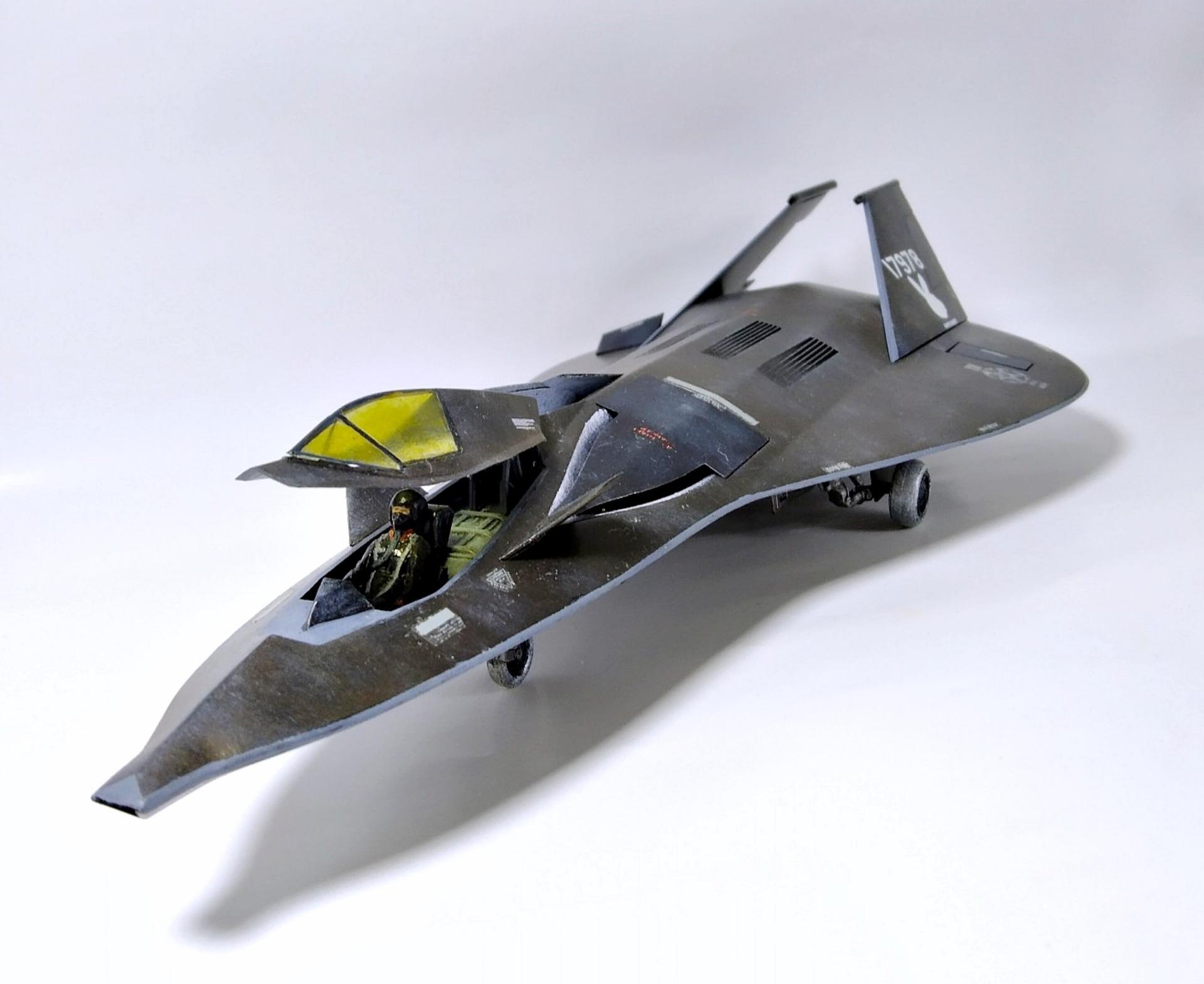 Italeri 1/72 F-19 Stealth Fighter - Ready for Inspection