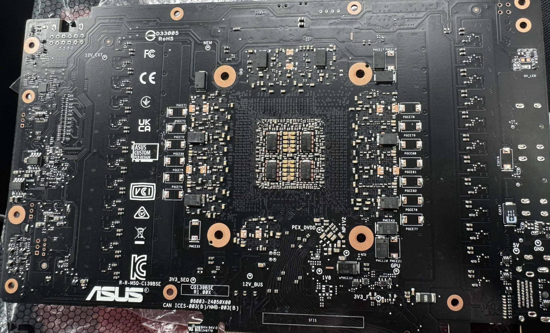 【問題】有人知道這張4090原本是什麼型號嗎 @電腦應用綜合討論 哈啦板 - 巴哈姆特
