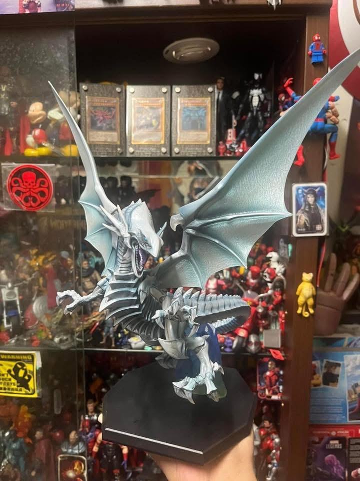 RE:【心得】【開箱】MegaHouse A.W.M《遊戲王》 青眼白龍～Holographic
