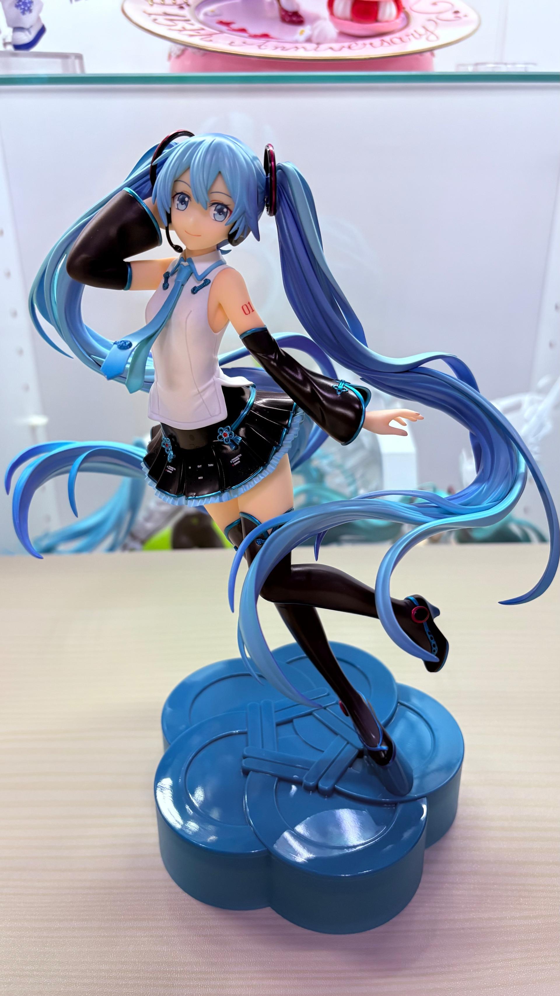 心得】GSC 初音未來MIKU V4 CHINESE 1/8 - 簡單開箱@綜合公仔玩具討論